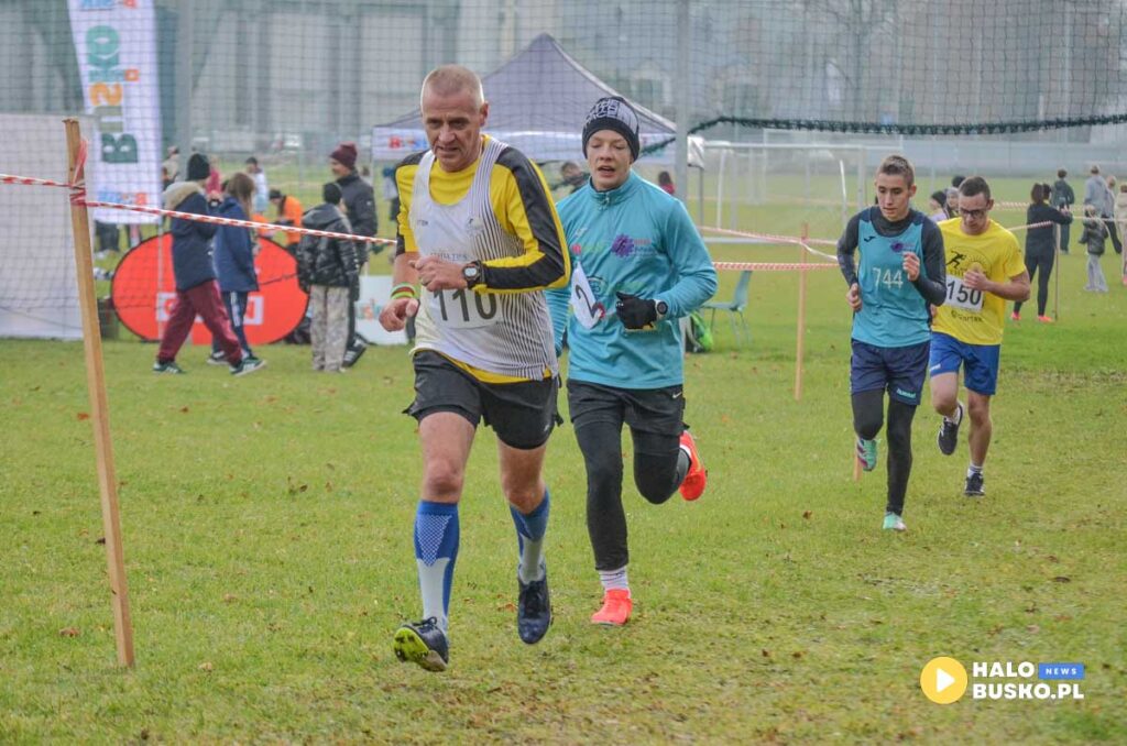 Mistrzostwa Wojewodztwa w Biegach Przelajowych wrocily do Buska Zdroju po 14 latach 90
