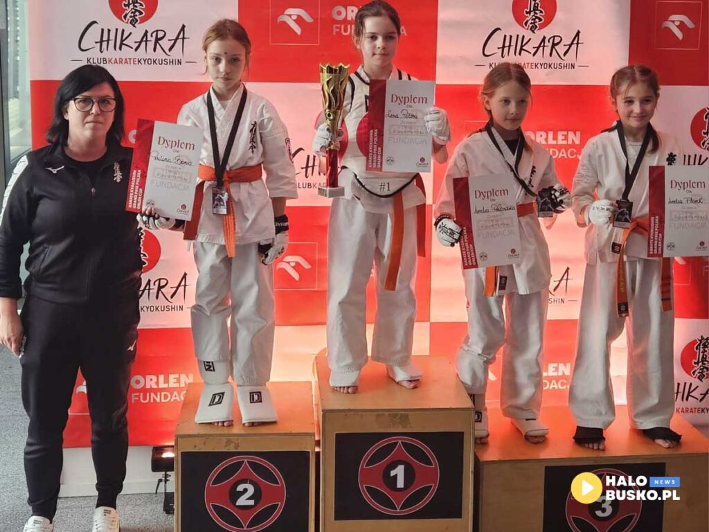 Swietny wystep Buskiej Szkoly Karate Kyokushin na Grand Prix Polski w Kielcach 1