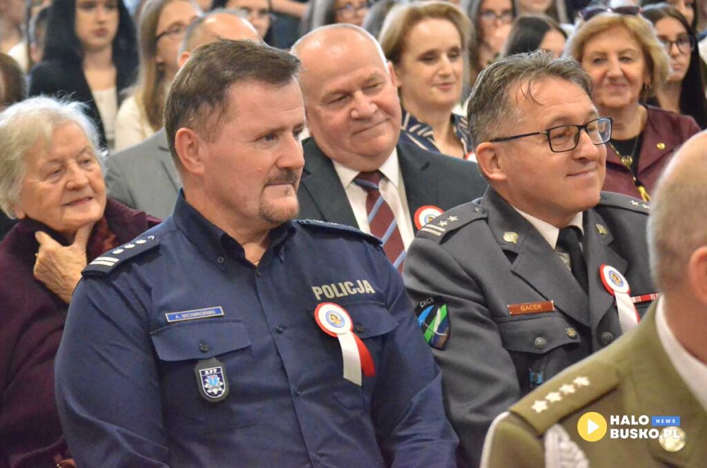 akademia 11 listopada 2025 w zsp kopernik w busku zdroju 6 1