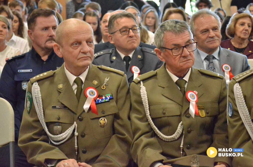 akademia 11 listopada 2025 w zsp kopernik w busku zdroju 9 1