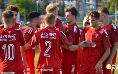 AKS 1947 Busko-Zdrój wywozi z Nowin pełną pulę.