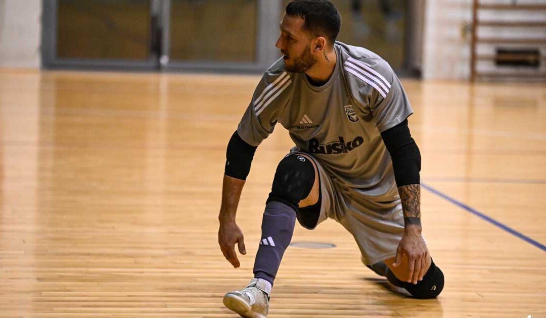 Wilki uległy w Rzeszowie – porażka 2:5 z Karpatia KS Zaczernie.