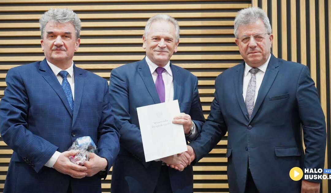 Powiat Buski z środkami na odbudowę dróg po nawalnych deszczach.