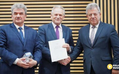 Powiat Buski z środkami na odbudowę dróg po nawalnych deszczach.