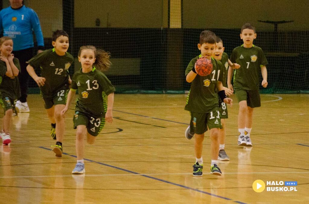 10 lat handbalove busko 60