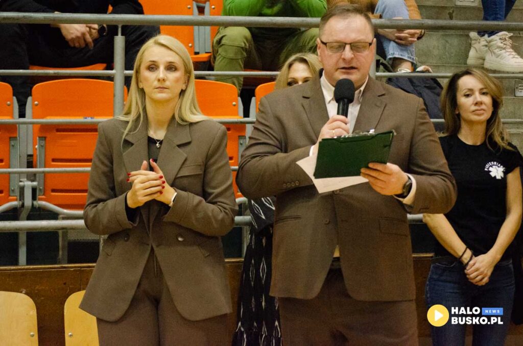 10 lat handbalove busko 74