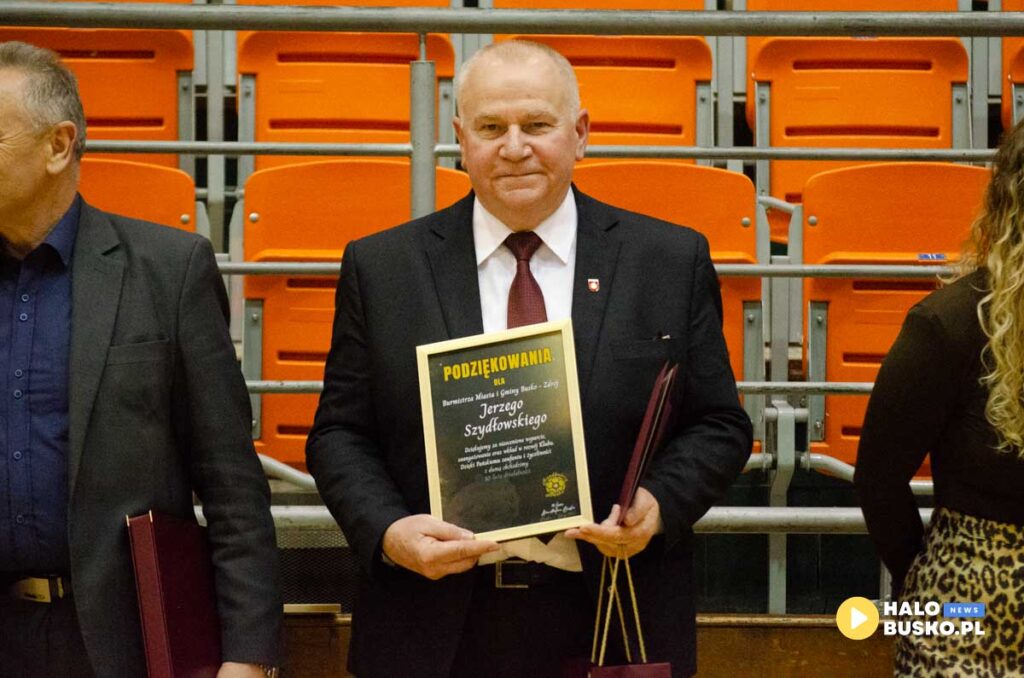 10 lat handbalove busko 81