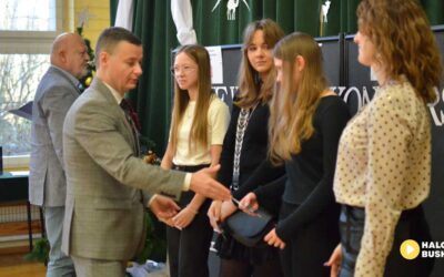 Najlepsi młodzi ekonomiści wyłonieni w konkursie „Ekonomiczny PowerBank”!