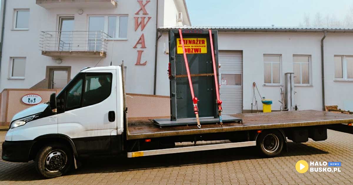 drzwi od dexwal dla strażaków z kielc