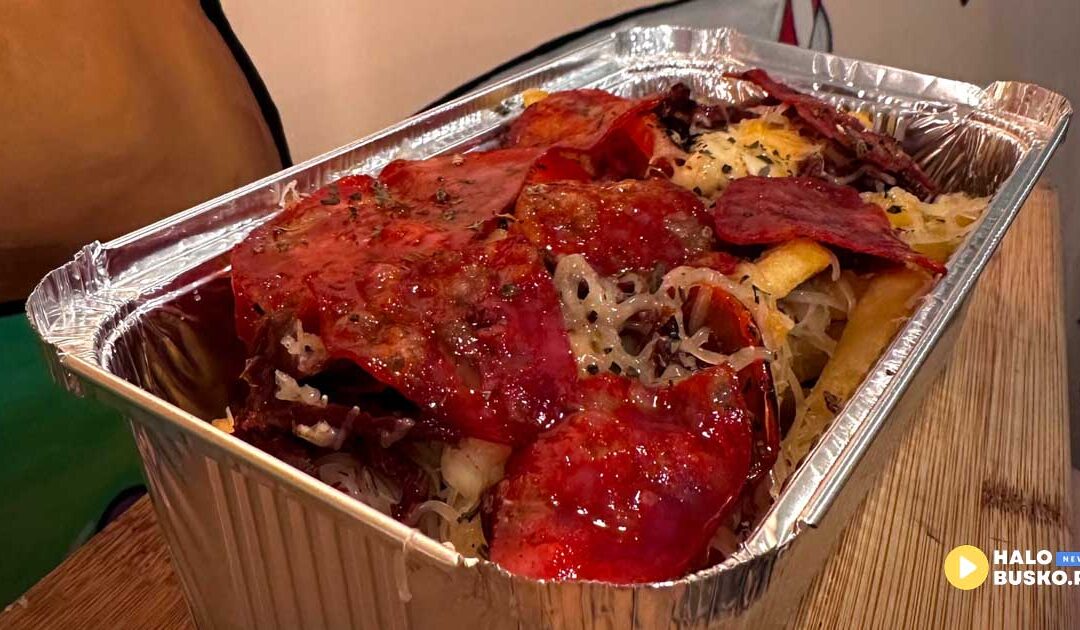 Nowość w Burger Paka w Busku-Zdroju: Loaded Fries w stylu pizza!