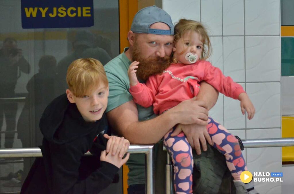 mikolajkowe plywanie w busku zdroju 2025 10