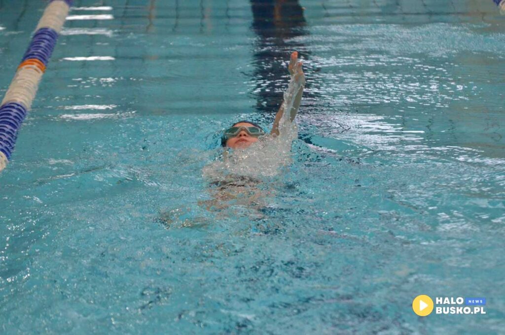 mikolajkowe plywanie w busku zdroju 2025 14