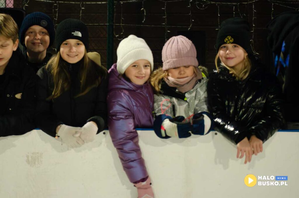 otwarcie lodowiska w busku zdroju 1