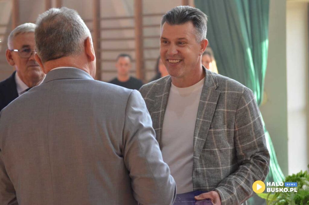 powiatowa gala sportu w busku zdroju 38