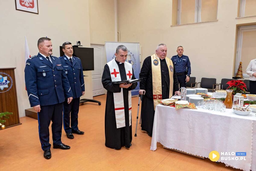 wigilia w policji w busku zdroju 01
