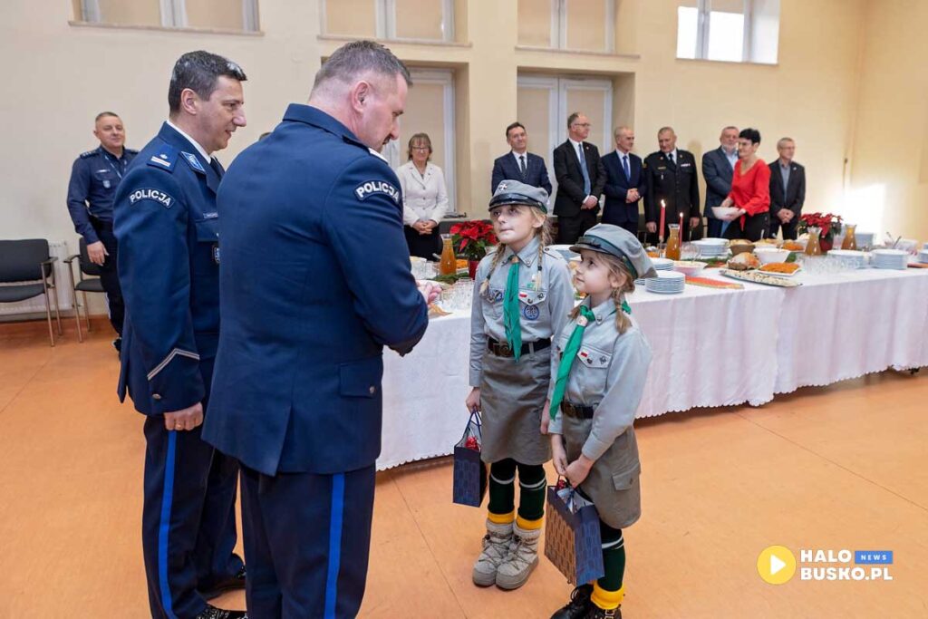 wigilia w policji w busku zdroju 04