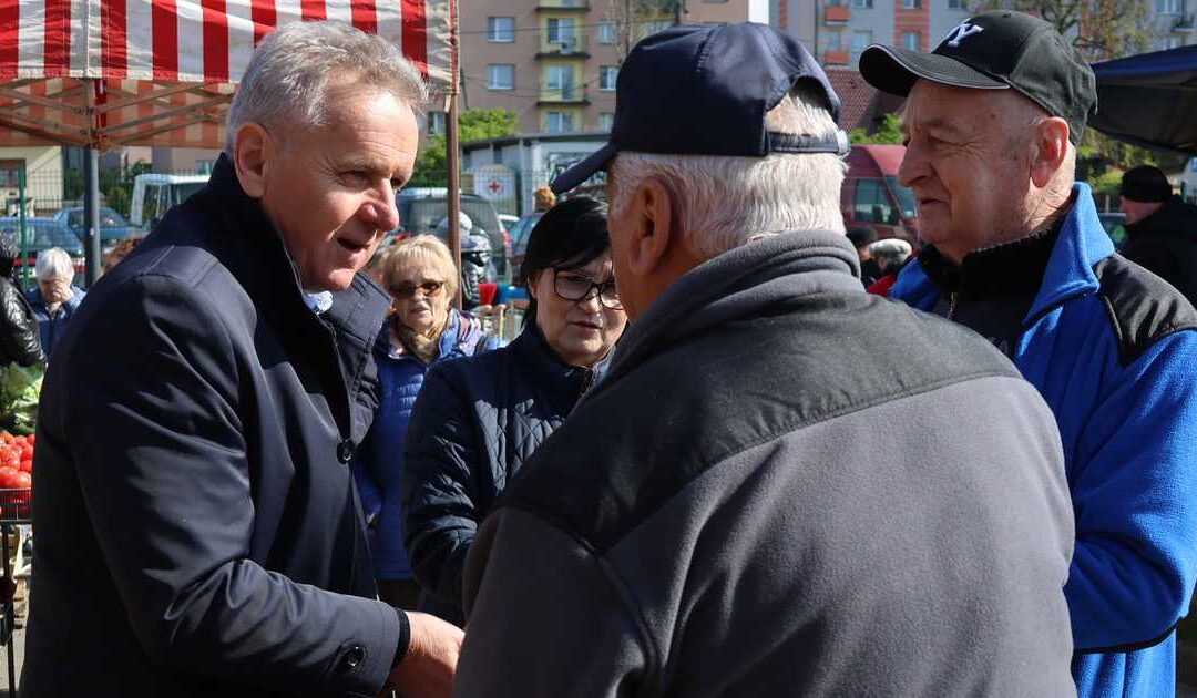 Burmistrz Pińczowa kończy pełnienie funkcji. Włodzimierz Badurak wydał oświadczenie.