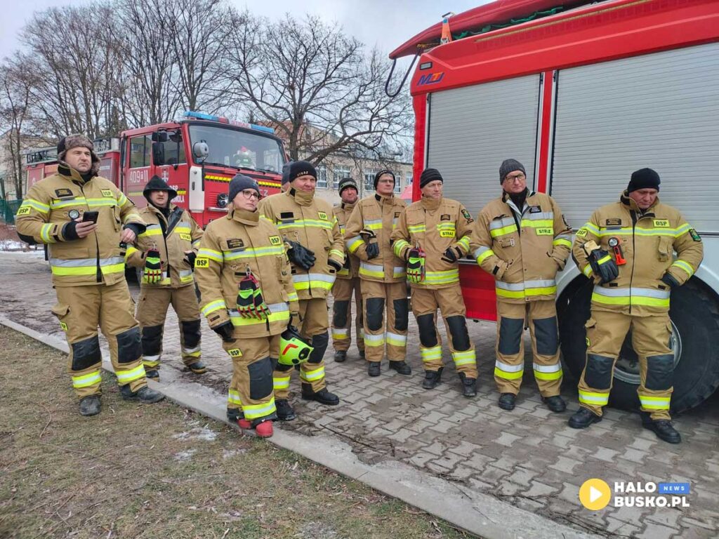Ćwiczenia z ratownictwa lodowego nad „Stawem Niemieckim” w Busku-Zdroju