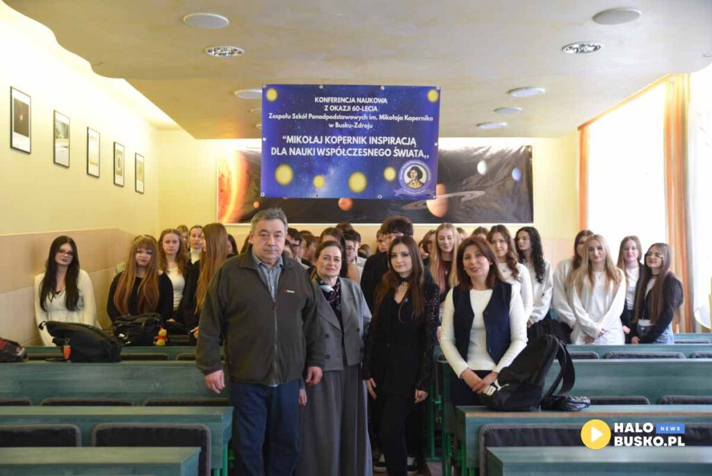zsp Konferencja naukowa z okazji 60 lecia Zespolu Szkol Ponadpodstawowych0A0Aim. Mikolaja Kopernika w Busku Zdroju 13