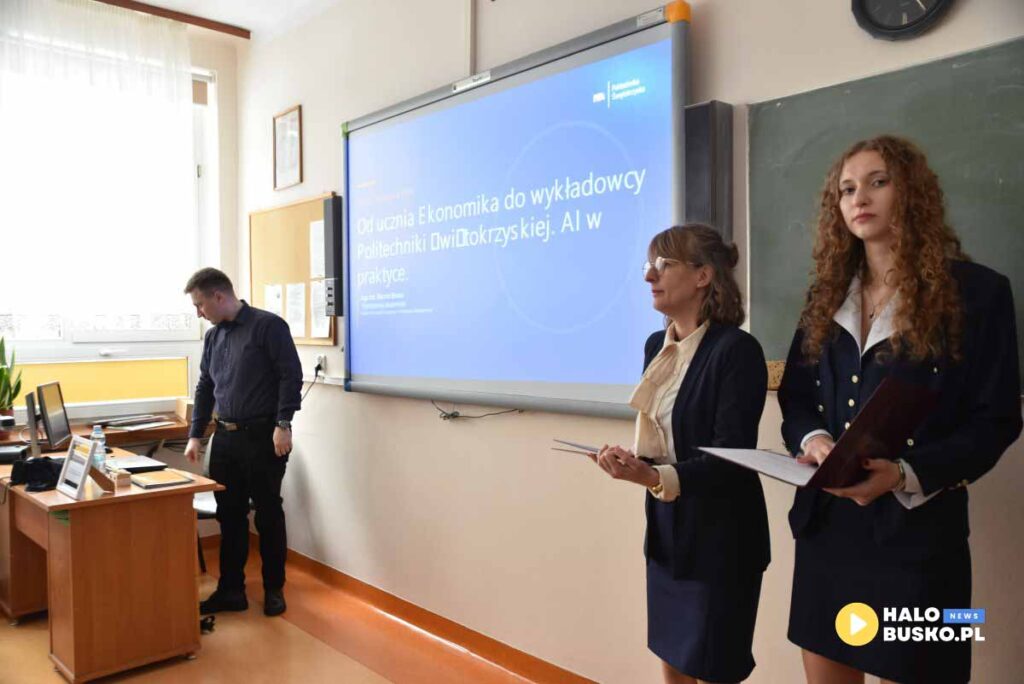 zsp Konferencja naukowa z okazji 60 lecia Zespolu Szkol Ponadpodstawowych0A0Aim. Mikolaja Kopernika w Busku Zdroju 40