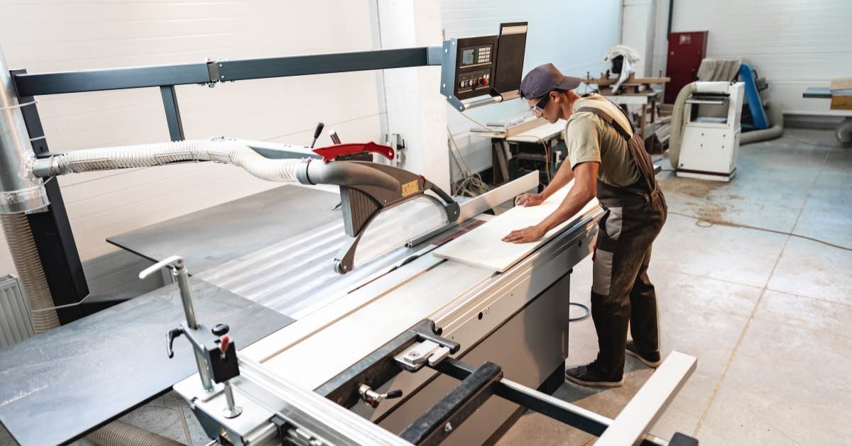 Vertus – usługi stolarskie i szklarskie w Busku-Zdroju