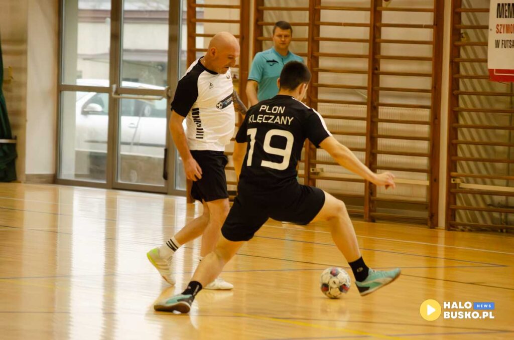 memorial szymona kowala w busku zdroju 18