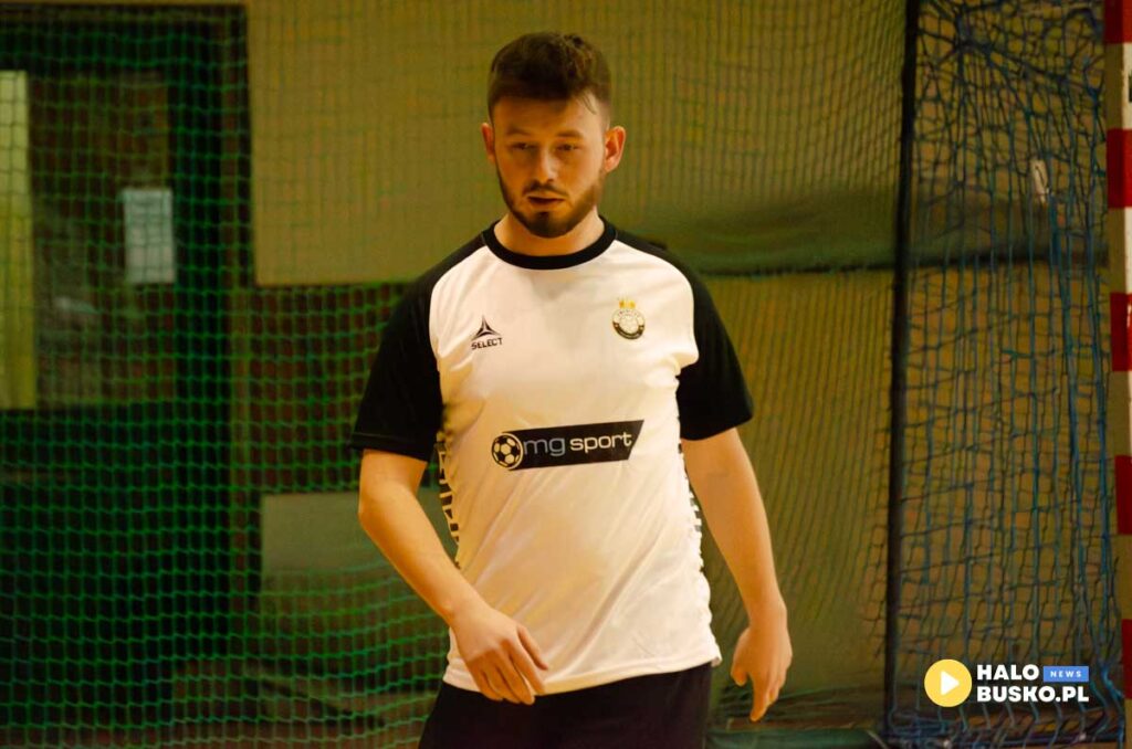 memorial szymona kowala w busku zdroju 21