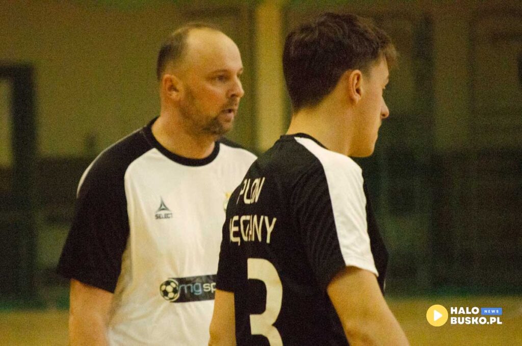 memorial szymona kowala w busku zdroju 22