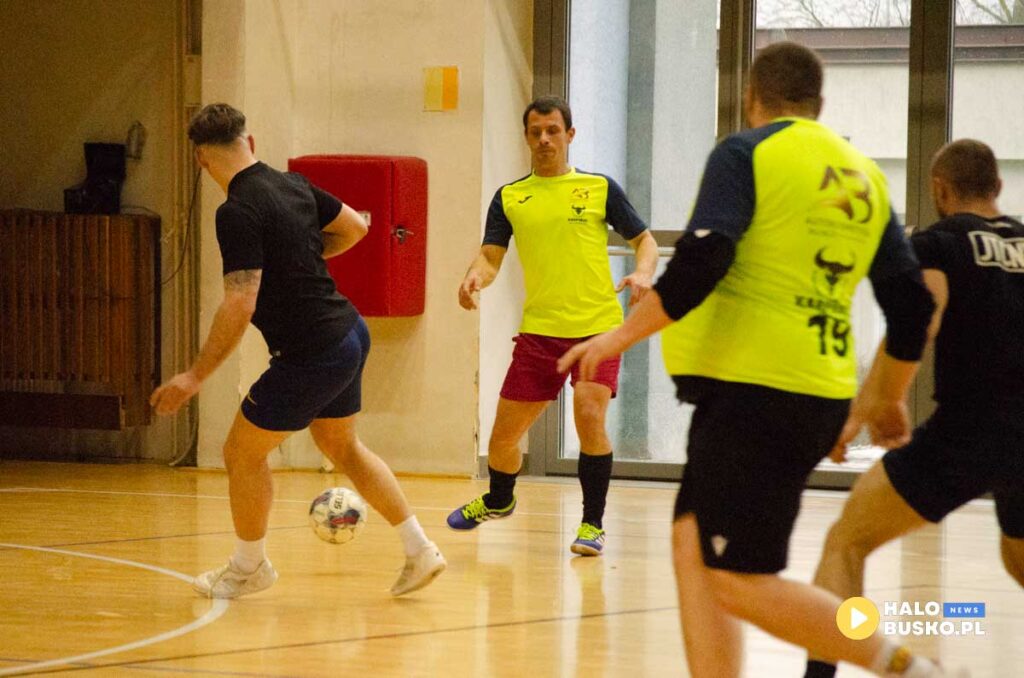 memorial szymona kowala w busku zdroju 26