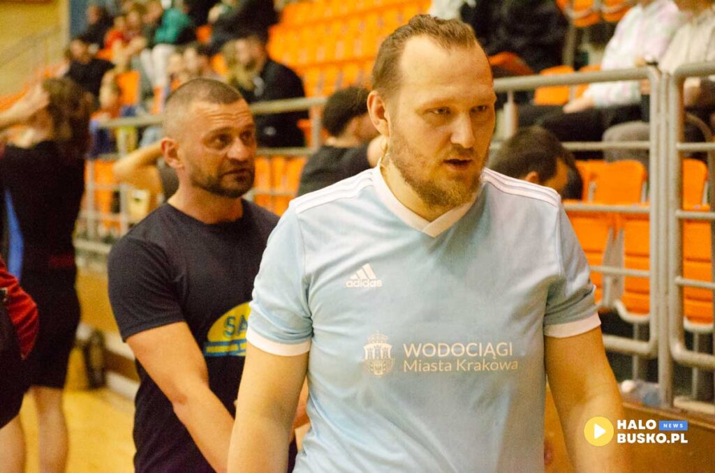 memorial szymona kowala w busku zdroju 34