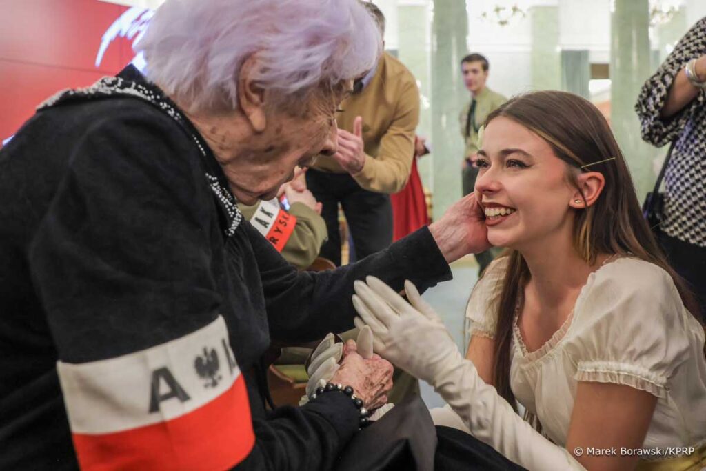 uczniowie z I LO w Busku Zdroju w Palacu Prezydenckim 1