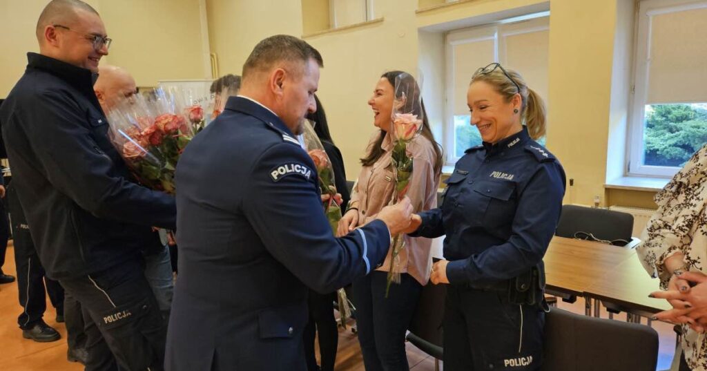 dzień kobiet w policji w busku-zdroju