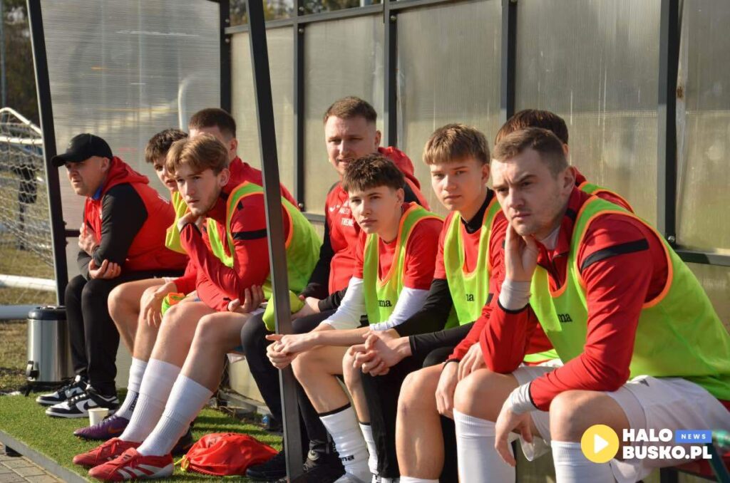 AKS 1947 Busko Zdroj Wierna Malogoszcz12