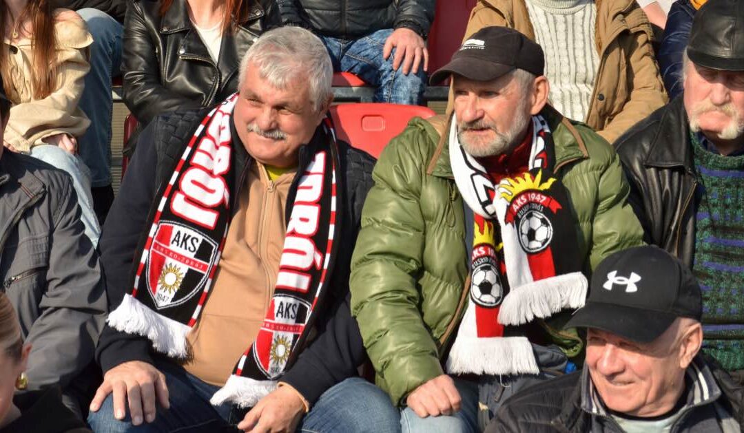 AKS 1947 Busko-Zdrój wygrywa z Wierną Małogoszcz w meczu inauguracyjnym w Busku-Zdroju. (ZDJĘCIA)