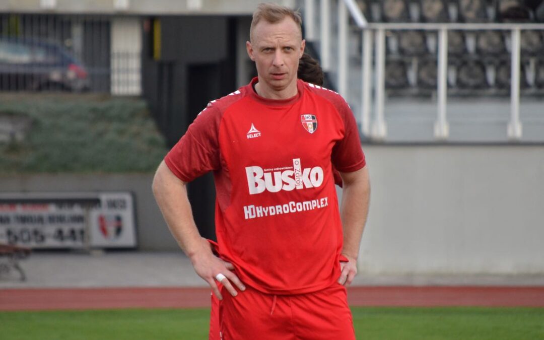 AKS 1947 Busko-Zdrój przegrywa z Alitem Ożarów. Gorzka porażka 2:1