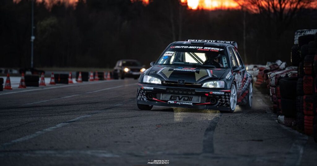 marcin wesołowski w wyścigu górskim na torze kielce