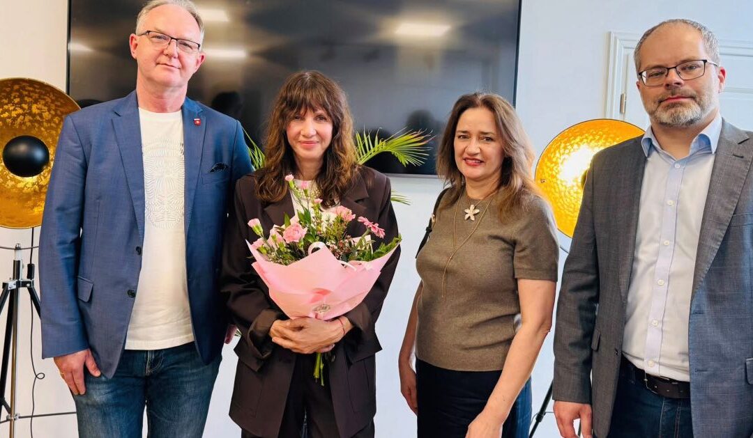Spotkanie z Grażyną Wolszczak w Busku-Zdroju. Wspomniano Marka Sikorę.