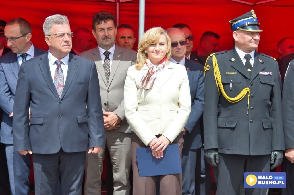 obchody dnia strażaka powiatowe obchody dnia strazaka w busku zdroju 10