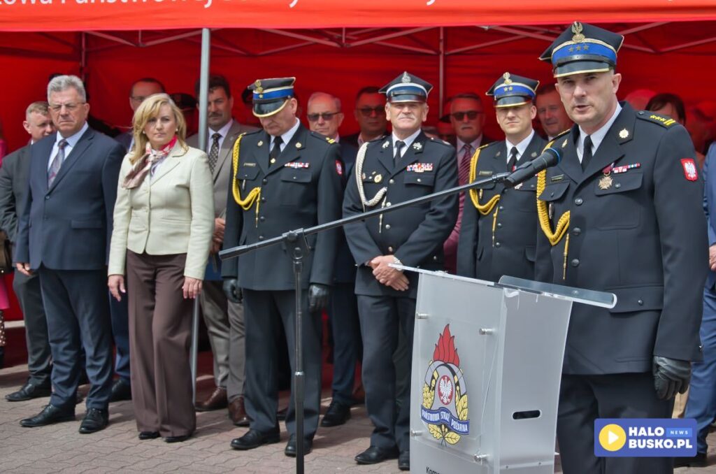 obchody dnia strażaka powiatowe obchody dnia strazaka w busku zdroju 16