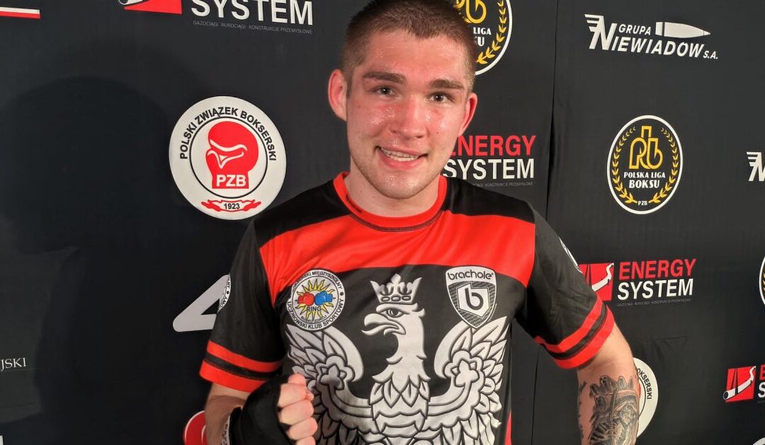 Wiktor Skiba wśród liderów Polskiej Ligi Boksu. Imponująca passa zawodnika z Buska-Zdroju trwa!