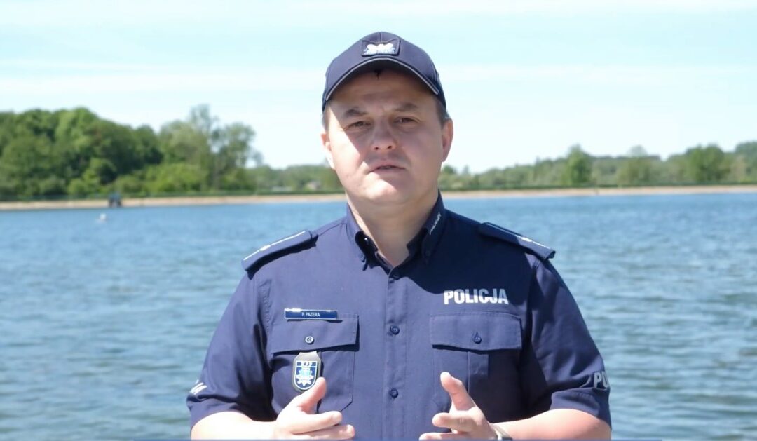 Alkohol nad wodą? Policjanci i ratownicy medyczni wspólnie apelują o bezpieczeństwo nad wodą.