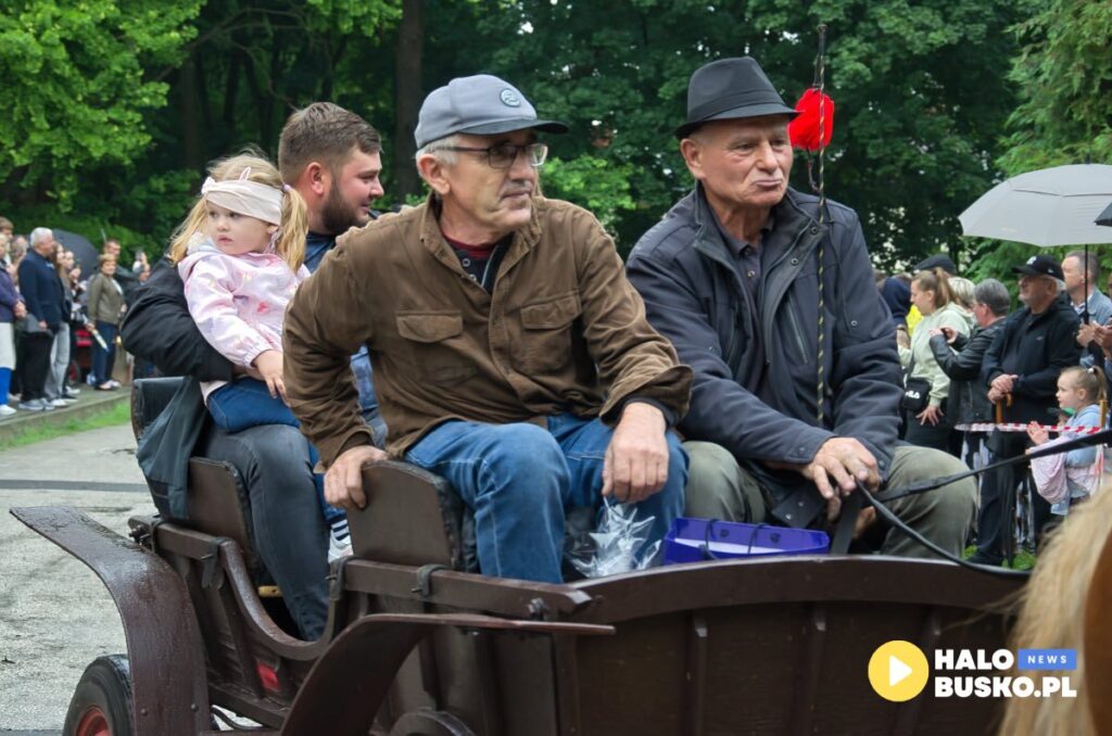 nadnidziańska parada karet IV Nadnidzianska Parada Karet i Zaprzegow Konnych w Chrobrzu 12