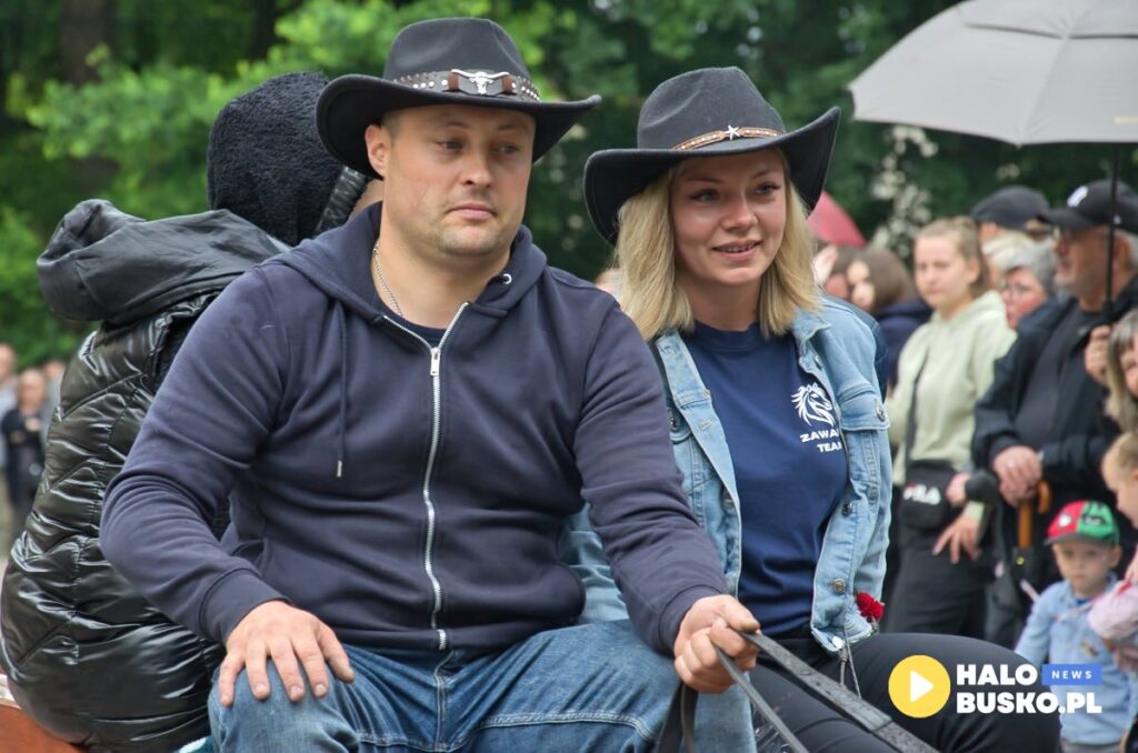 nadnidziańska parada karet IV Nadnidzianska Parada Karet i Zaprzegow Konnych w Chrobrzu 17