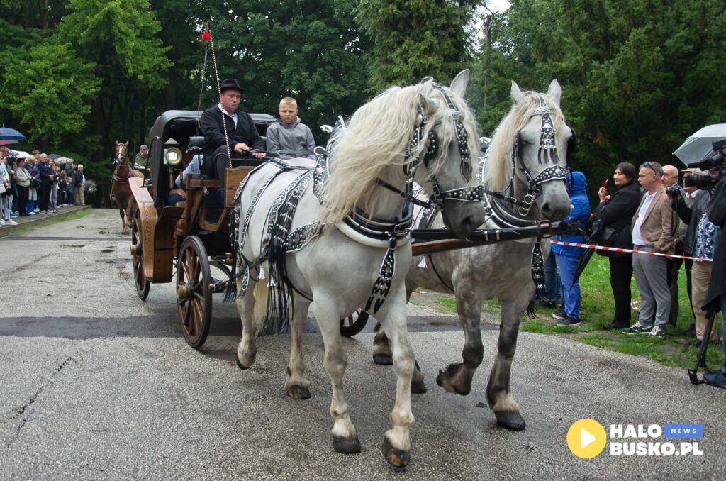nadnidziańska parada karet IV Nadnidzianska Parada Karet i Zaprzegow Konnych w Chrobrzu 3