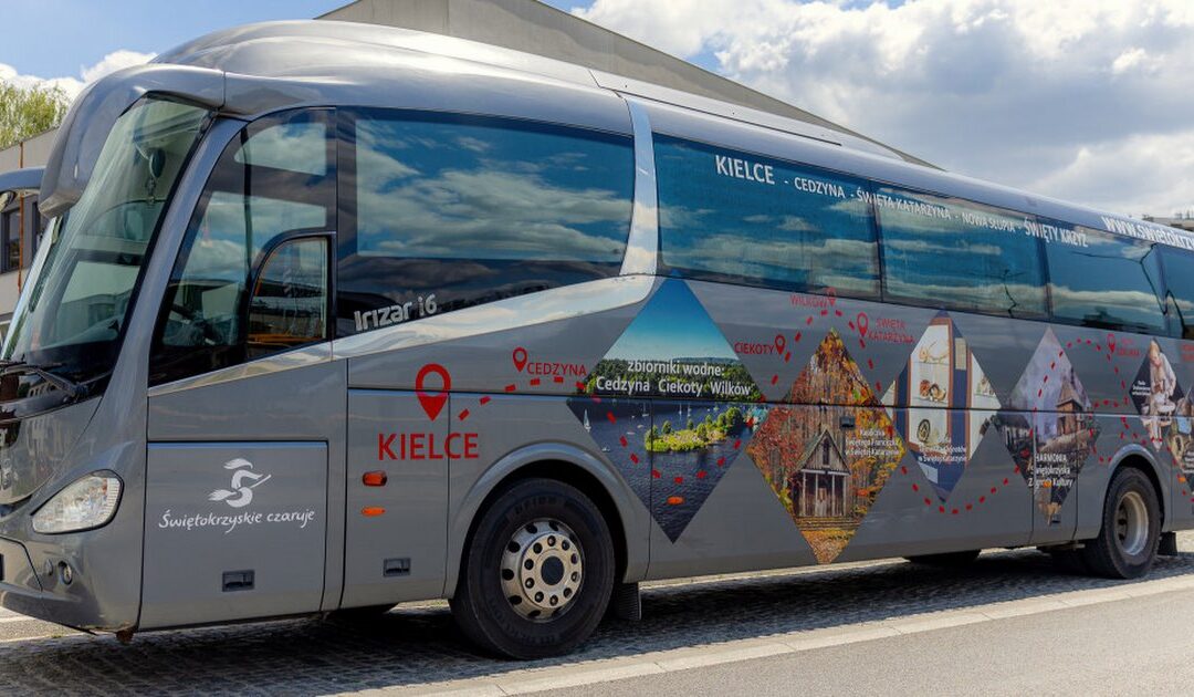 Chcesz zdobyć Łysicę i Święty Krzyż? Ten autobus rozwiąże problem z dojazdem.