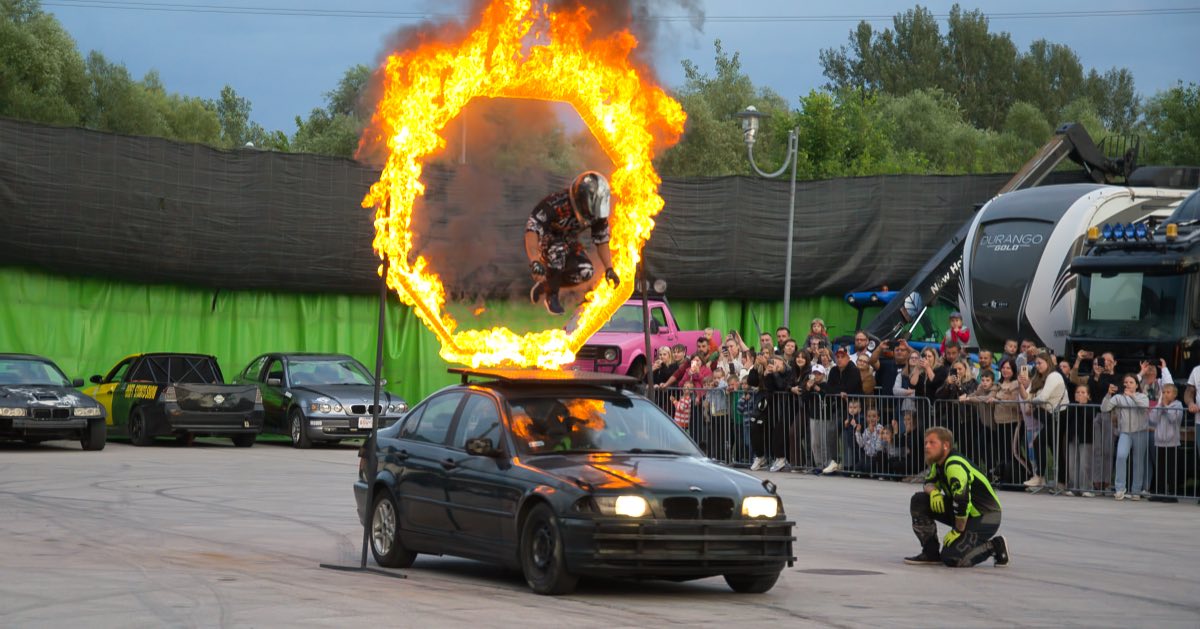 extreme stunt show nowy korczyn