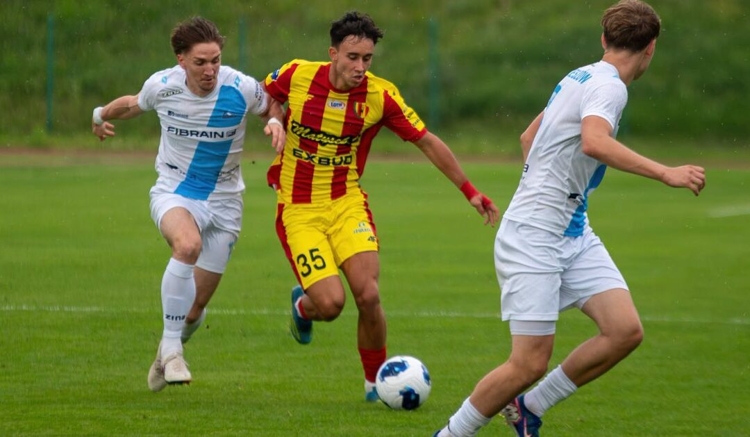 Korona Kielce zremisowała ze Stalą Rzeszów w sparingu rozegranym w Busku-Zdroju.