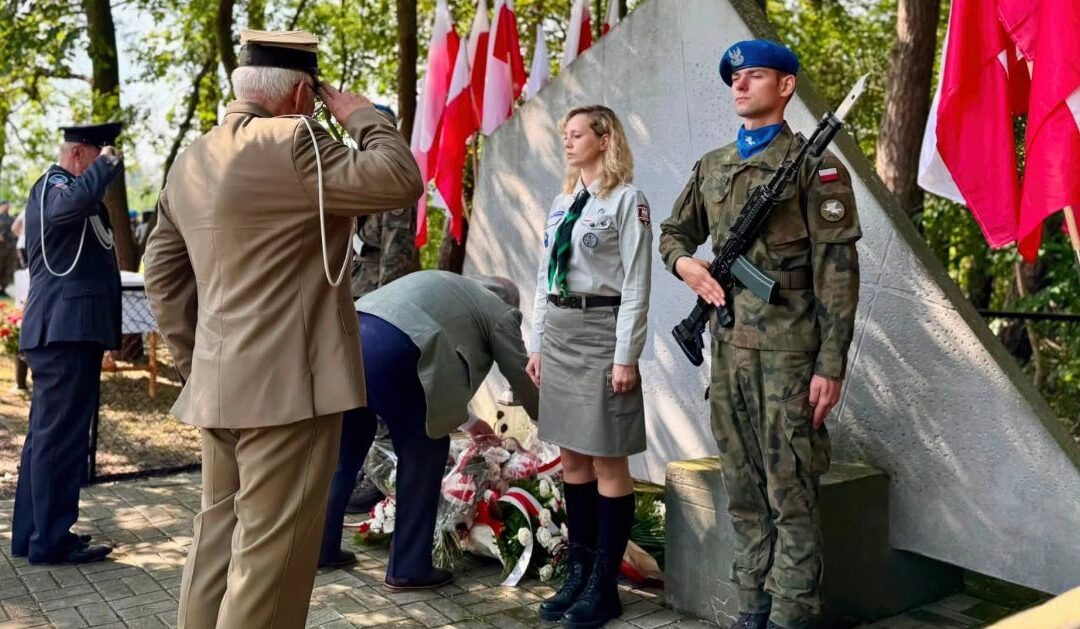 Pamięć o ofiarach niemieckiej zbrodni. Uroczystości rocznicowe w Lesie Wełeckim koło Buska-Zdroju