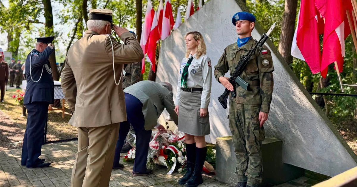 las wełecki – uroczystości koło buska-zdroju las wełecki - uroczystości koło buska-zdroju