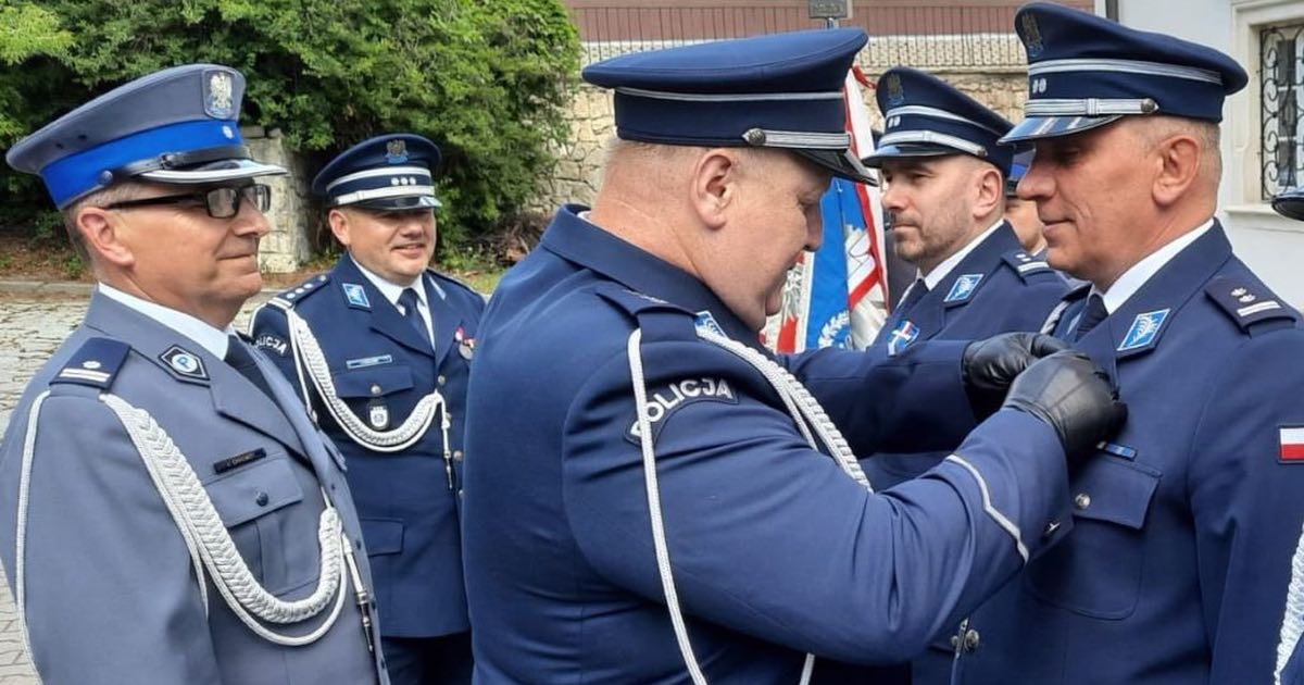 powiatowe obchody święta policji w złotej